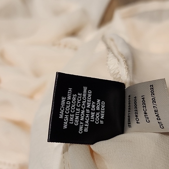 Torrid - Crinkle Chiffon Embroidered Peasant Top in Powder Blush - Picture 9 of 14